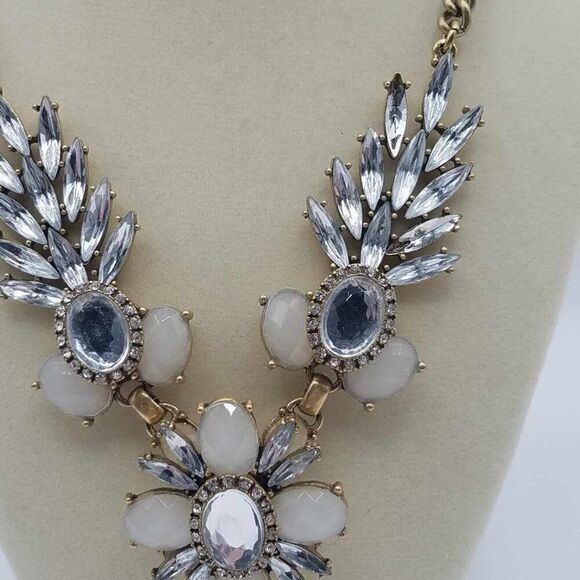 J Crew Clear Crystal and white beaded Statement Necklace - Picture 9 of 12